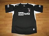  Koleksiyonluk Eski Sezon Beşiktaş Formaları