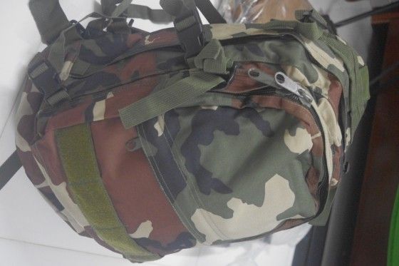 Đi nhanh 1 cái quần jean skinny size 32 + 1 balo lính cực đẹp (hàng mới 100%) - 3