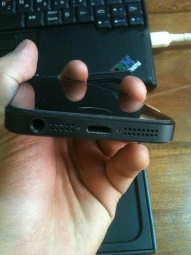 Cần bán 1 cây iphone 5 đen, quốc tế, 32g,99%, full box.....5tr... - 7