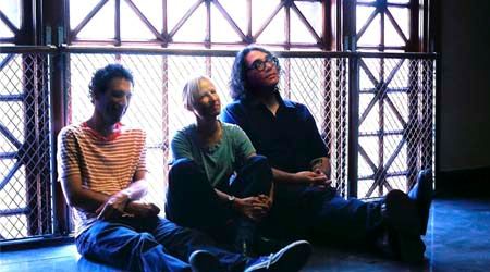 YoLaTengo sentados photo yolatengosentados_zpsigi1vak6.jpg
