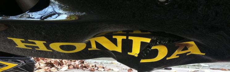 Motorcycle Heat shield melted motorcycle fairing
