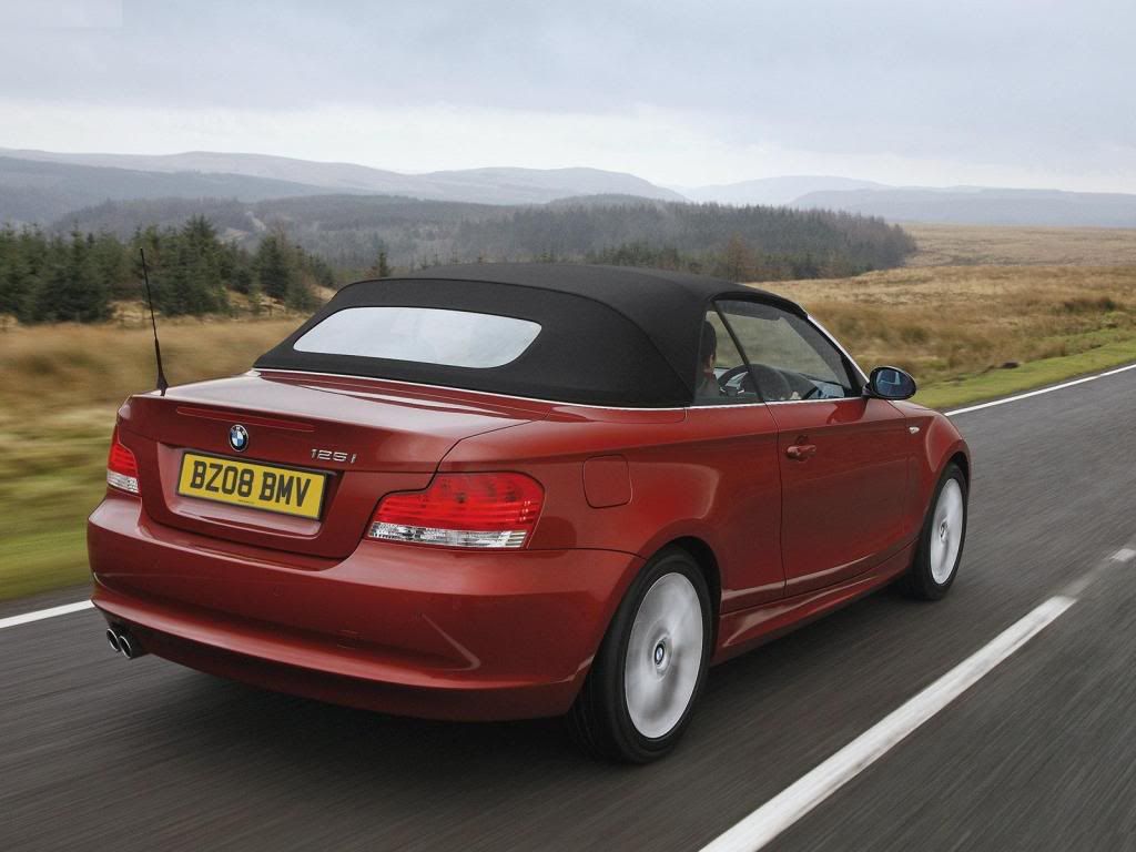 BMW-1-Series_Convertible_UK_Vers-4.jpg