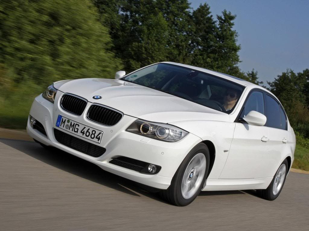 BMW-320d_EfficientDynamics_2010_-10.jpg