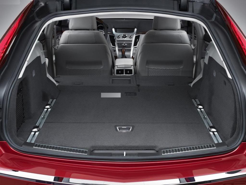Cadillac-CTS_Sport_Wagon_2010_16-1.jpg