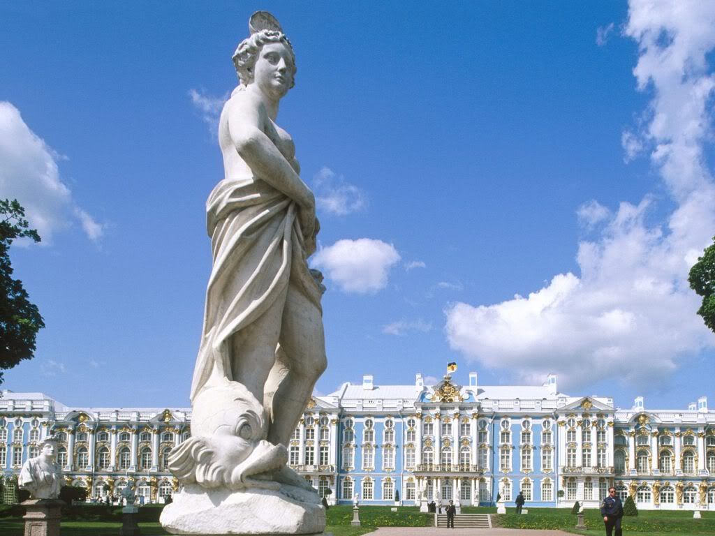 CatherinePalacePushkinStPetersburgR.jpg