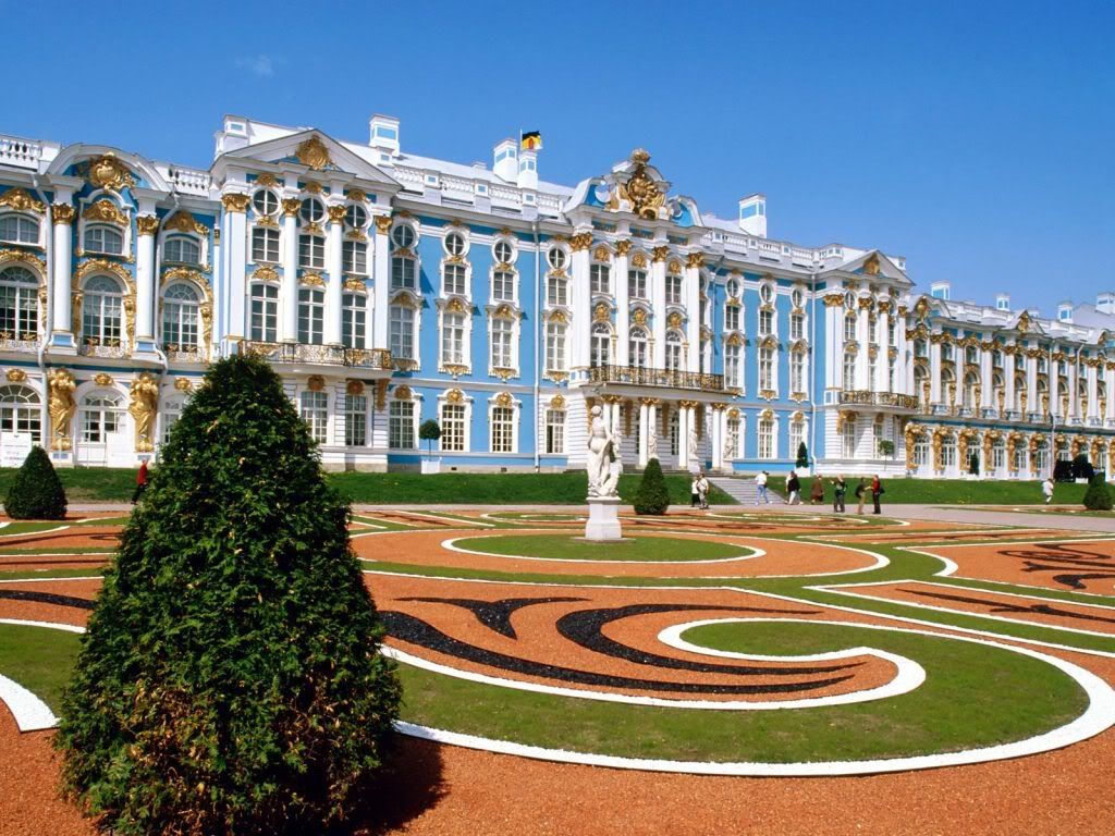 CatherinePalaceStPetersburgRussia.jpg