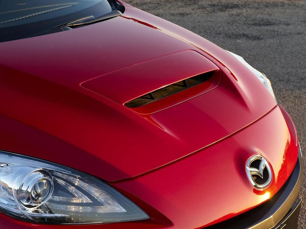 Mazda-3_MPS_2010_1600x1200_wallp-12.jpg