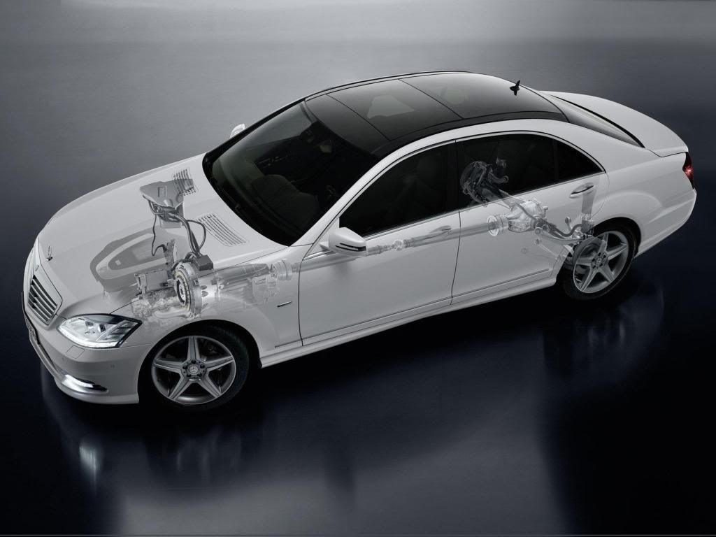 Mercedes-Benz-S400_BlueHYBRID_20-17.jpg