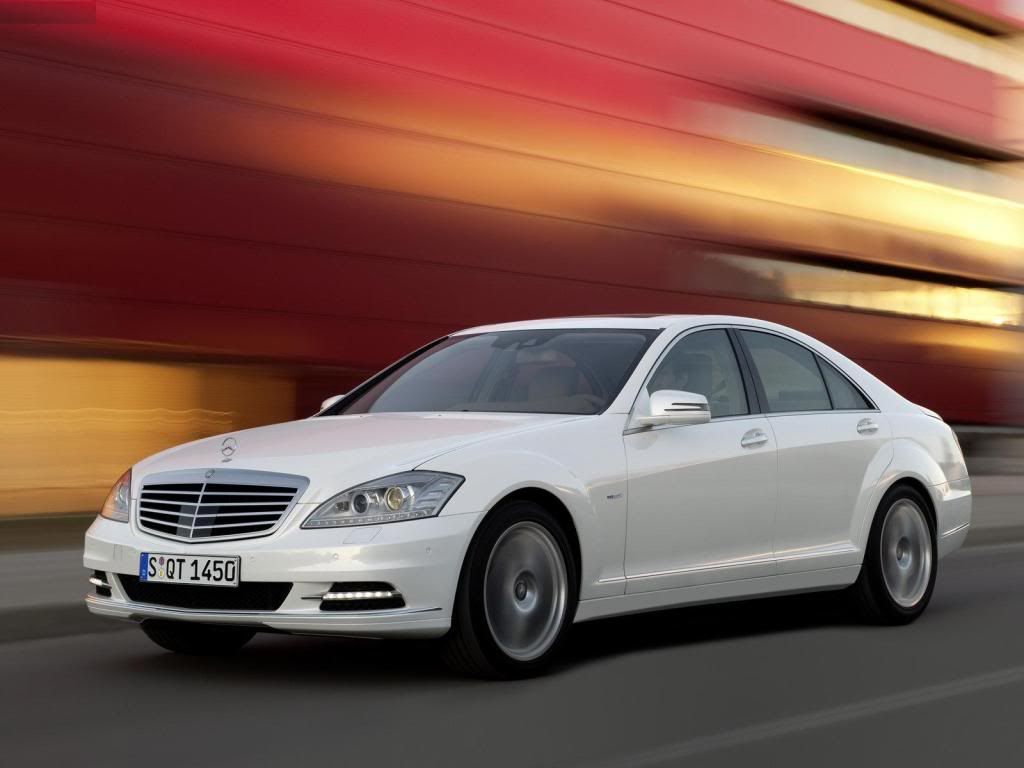 Mercedes-Benz-S400_BlueHYBRID_20-28.jpg