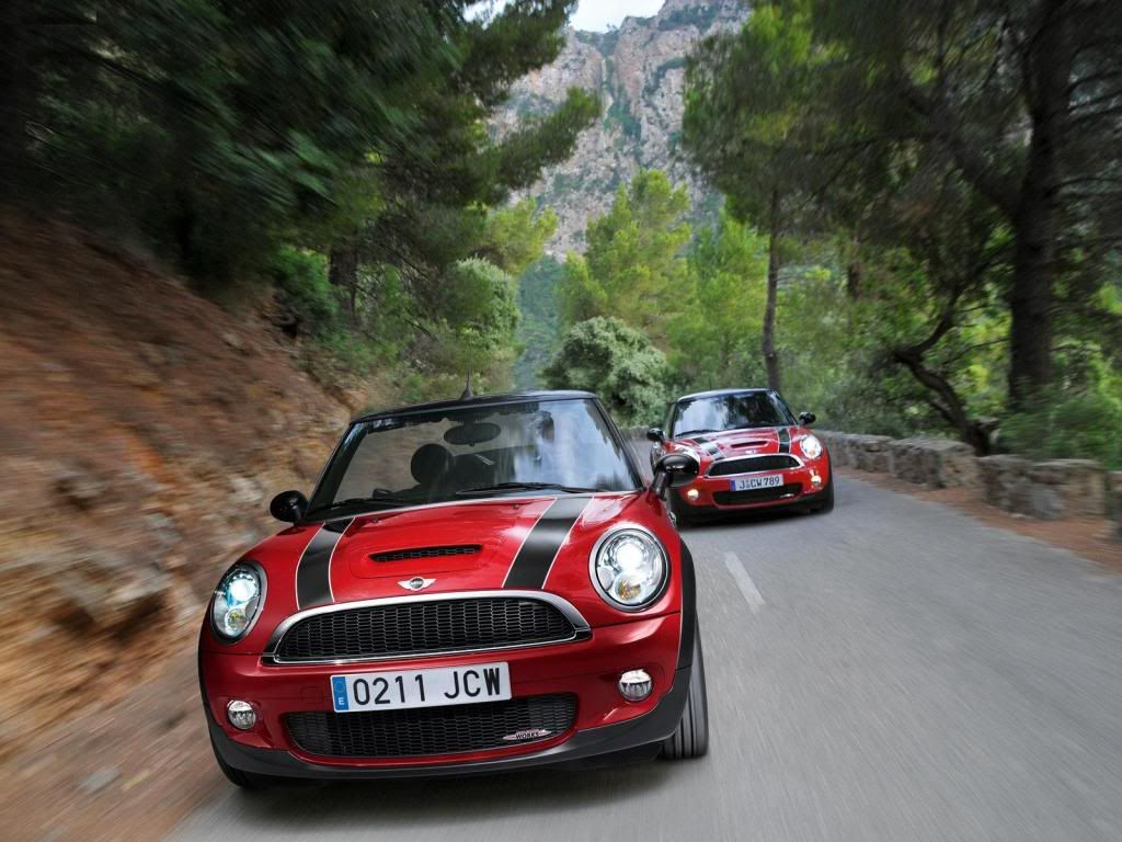 Mini-John_Cooper_Works_Convertib-31.jpg