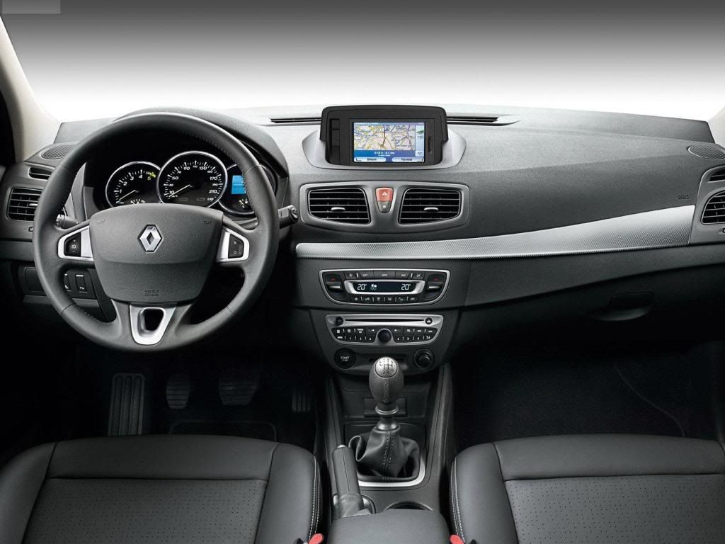 Renault-Fluence_2010_1600x1200_w-3.jpg