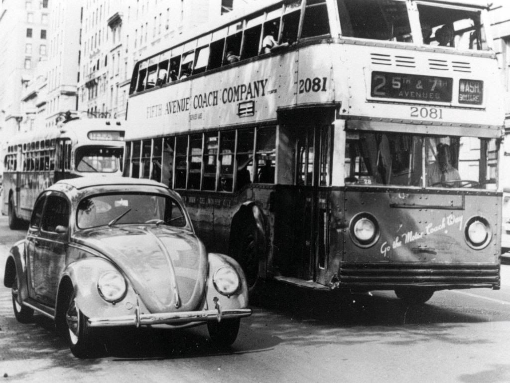 Volkswagen-Beetle_1938_1600x1200-3.jpg