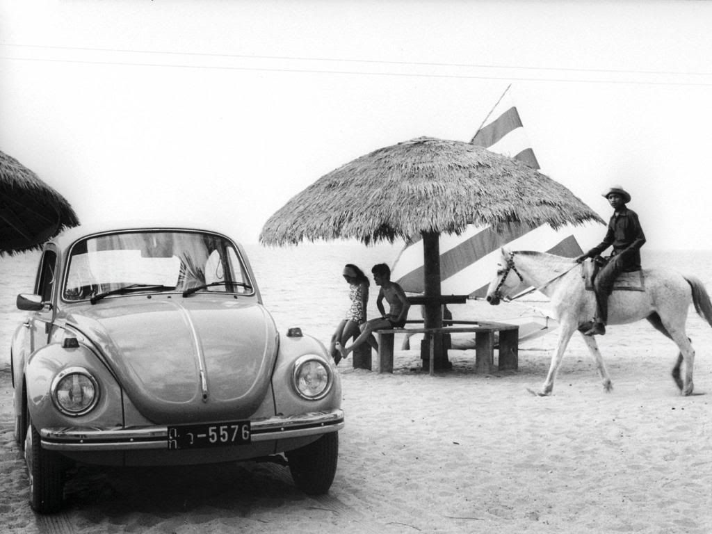 Volkswagen-Beetle_1938_1600x1200-4.jpg