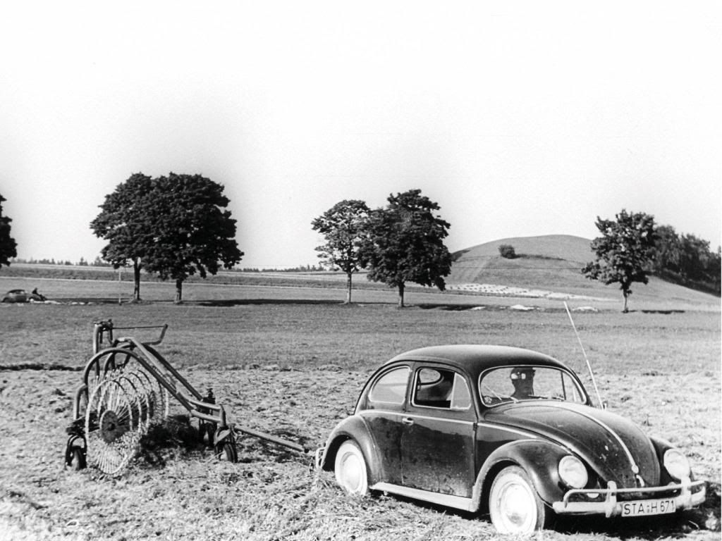 Volkswagen-Beetle_1938_1600x1200-6.jpg