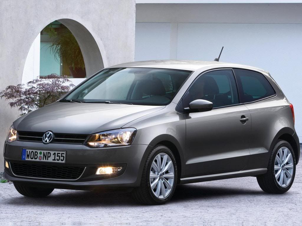 Volkswagen-Polo_3-Door_2010_1600-10.jpg