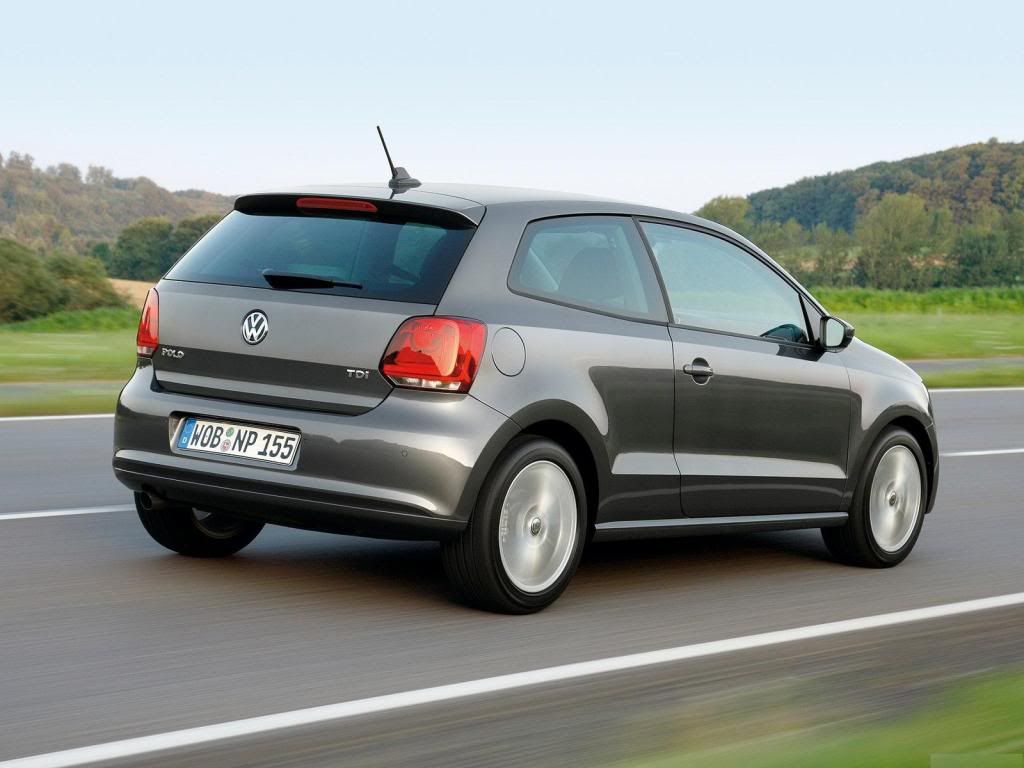 Volkswagen-Polo_3-Door_2010_1600-4.jpg