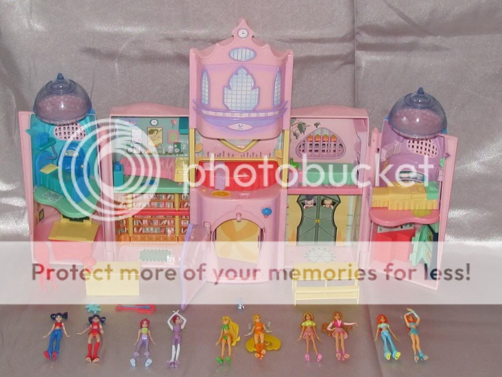 Winx Club Alfea College of Fairies Castle Playset Dollhouse Toys Mini Dolls Lot